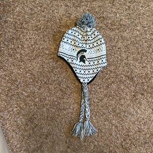 Cozy Knit Pom-Pom Hat with Tassels